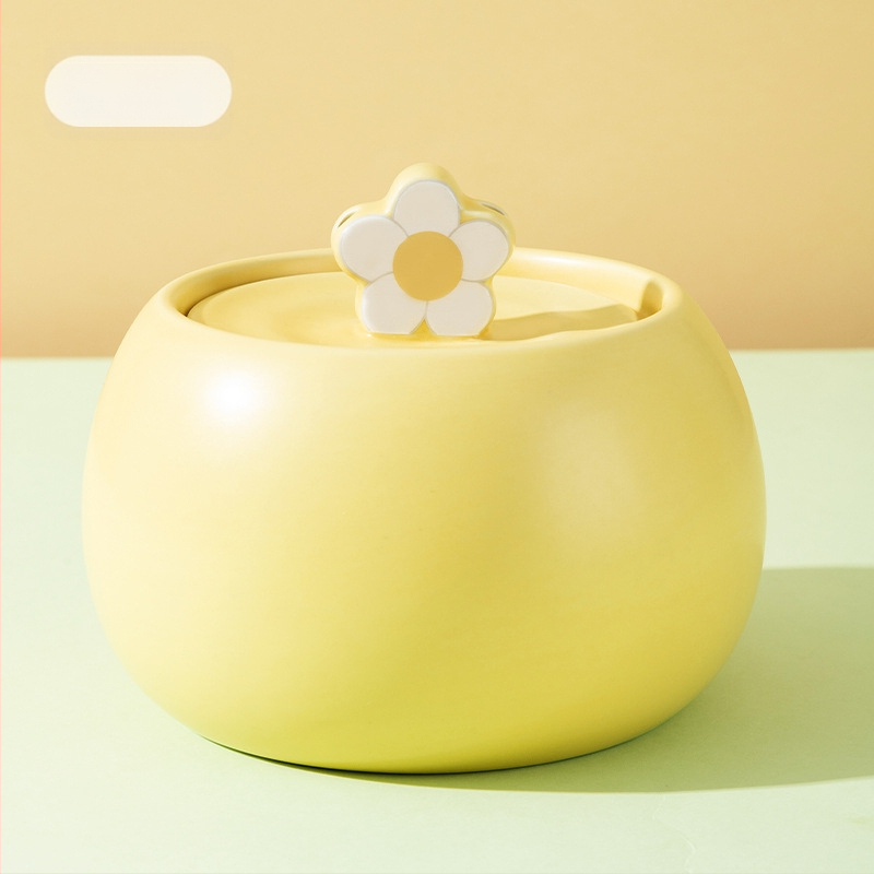 Sour Bear keramikas automātiskais ūdens dozētājs kaķiem, izcelsme Jiangsu