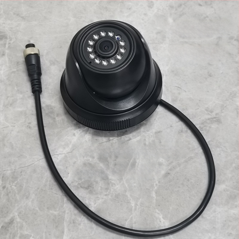 Automobilska infracrvena hemisferična kamera za četiri kanala nadzora, 1080P, AHD, 12-24V, 90° prilagodljiv, ABS kućište