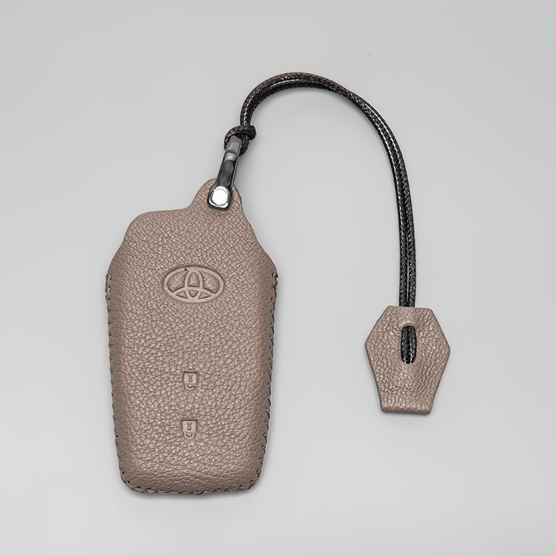 Toyota võtmeümbris – lambanahk, luksuslik stiil, kohandamine puudub