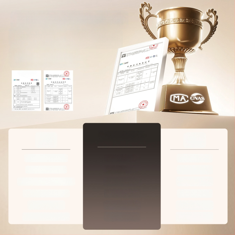 Barojošā pidžamu komplekts no 95–100% kokvilnas, garas piedurknes, rever apkakle, nolaiņoti pleci, audums 181–200 g/m²