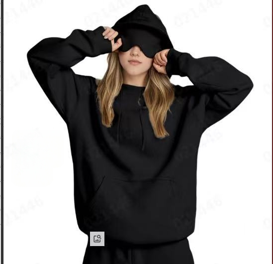 Sievietes kapucīšu džemperis — brīvā piegriezuma, garas piedurknes, bieza poliestera-spandeksa audums, ziema 2025