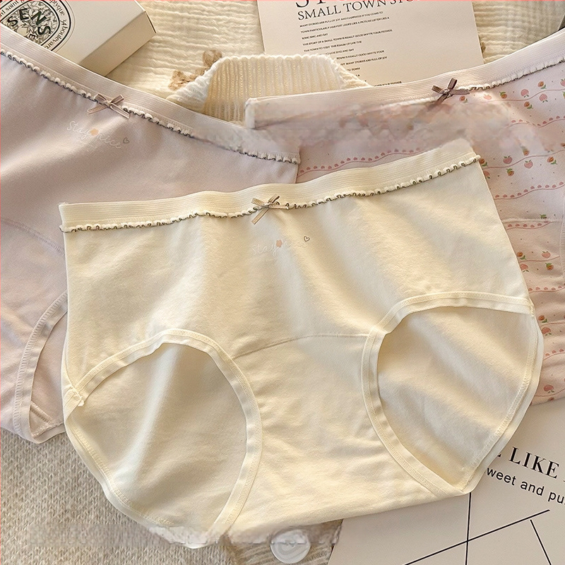 Sieviešu kokvilnas apakšveļa – vidējā jostas vieta, elpojošs adīts audums, garāks starpenes oderes, 100% kokvilnas oderes