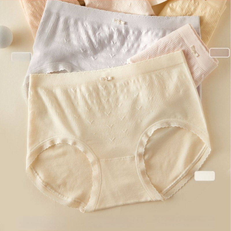 Sieviešu bezšuvju apakšbikses ar vidējo jostu – elpojošas, antibakteriālas; Jacquard audums no regenerētās celulozes; starplika no kokvilnas 90–95%