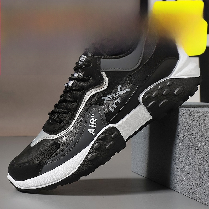 Vyriniai kasdieniai sportbačiai su blokų raštu, viršus iš sintetinės odos, EVA vidpadis, injekciniais forma padas, raišteliai