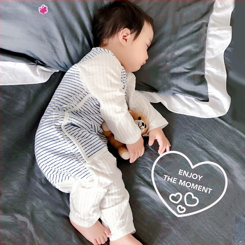 Zīdaiņu guļammaiss ar vēdera aizsardzību – 100% kokvilna, pildījums no kokvilnas, svītrainu raksts, visu sezonu, zīdainis (0–12 mēneši)