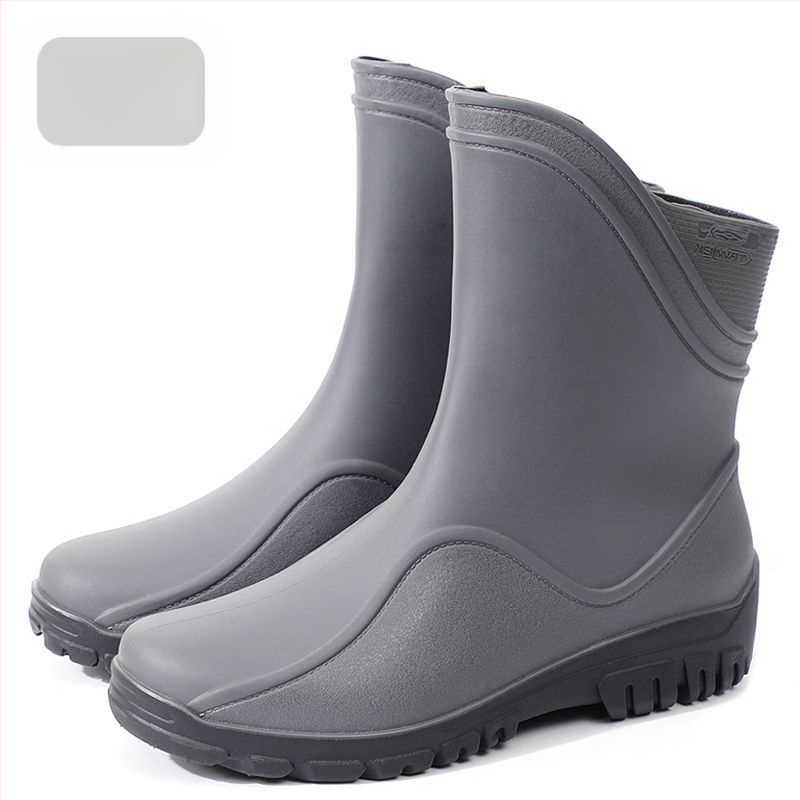 Vīriešu lietus zābaki vidēja garuma, plastmasas augšdaļa un zole, kokvilnas iekšējā zole, bez oderes, visām sezonām.