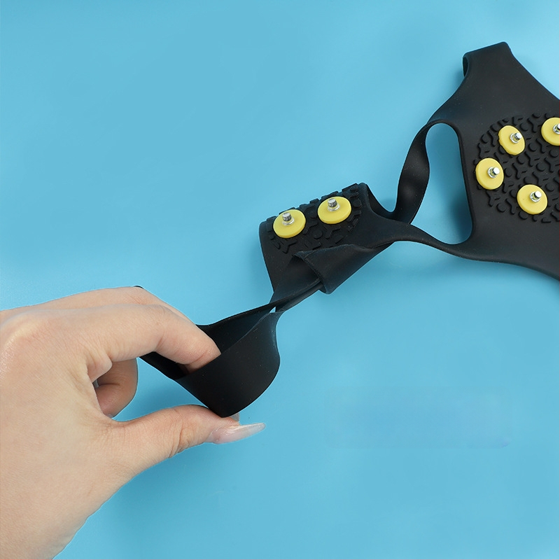 Neslidūs batų įdėklai su 10 dantų - TPE medžiaga, 100 vnt dėžutėje, kilmė Dongguan