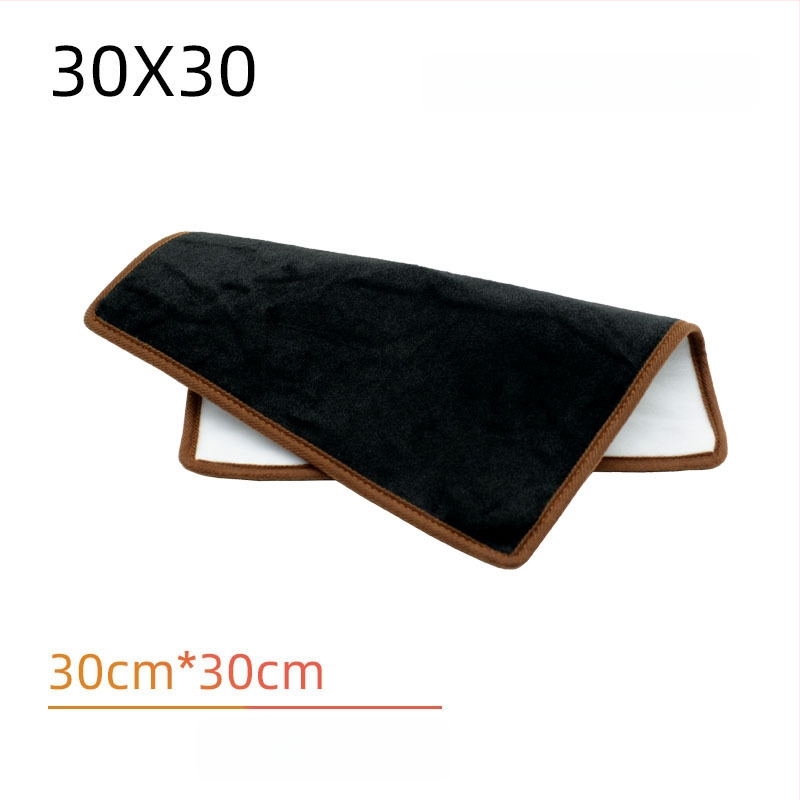 Viengabala rotaslietu demonstrācijas audums, plakanā stila, flaneles un citi materiāli, šuvju salikšana, pavasaris 2023