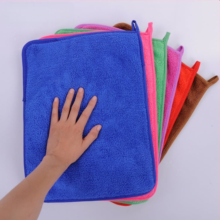 So Elegant микрофибър кърпи с коралов флис, 80–100 г, 32 нишки, обшени ръбове