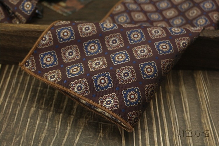 Джобна кърпа за сако, полиестерна материя, модел кешу орехи, сатенено покритие, модерен стил, стандартна ширина