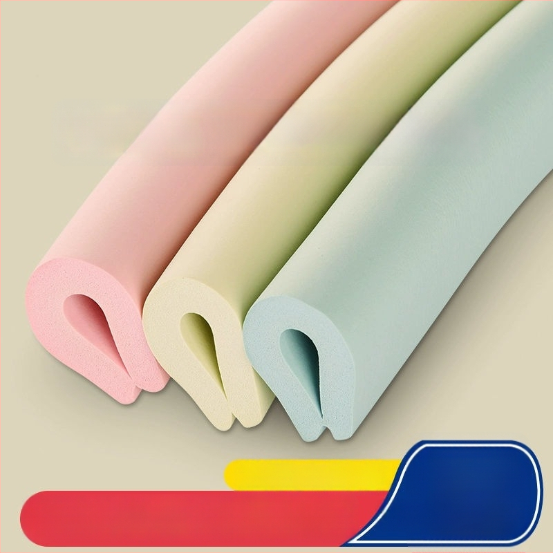 U-veida aizsargjosla galda malām no putām, pašlīmējoša, aizsardzībai pret stikla malām