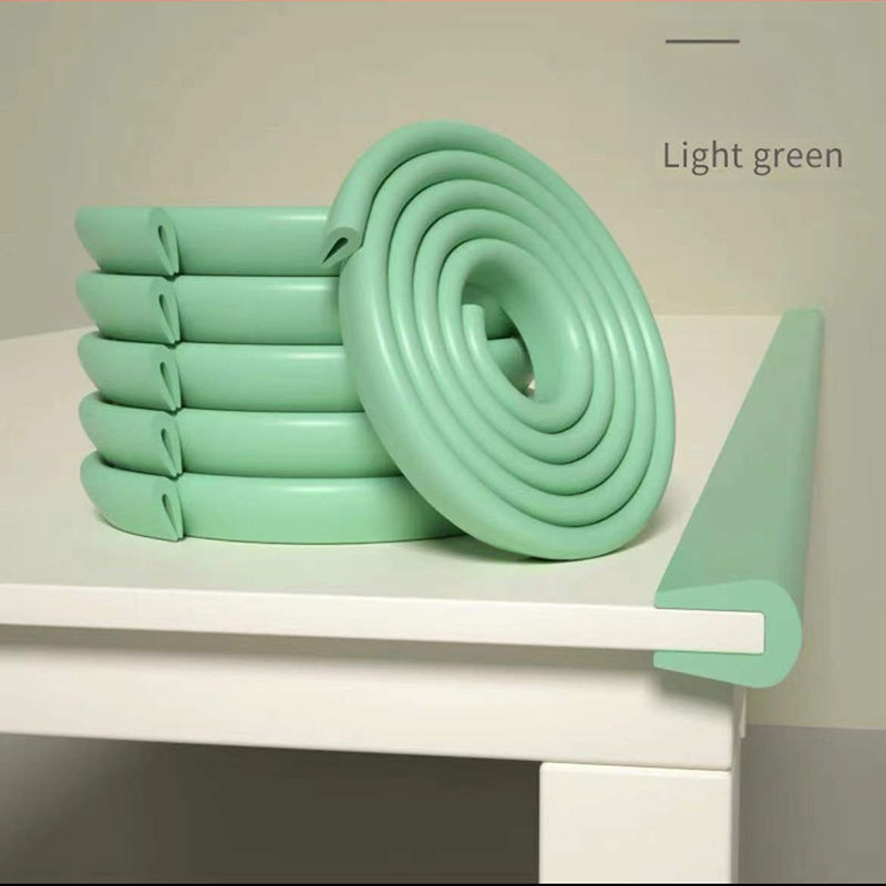 U-veida aizsargjosla galda malām no putām, pašlīmējoša, aizsardzībai pret stikla malām