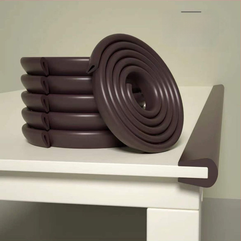 U-veida aizsargjosla galda malām no putām, pašlīmējoša, aizsardzībai pret stikla malām