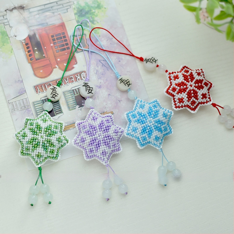 Телефонна каишка и ключодържател със Su бродерия, принтована кръстат бод, текстилна бродерия