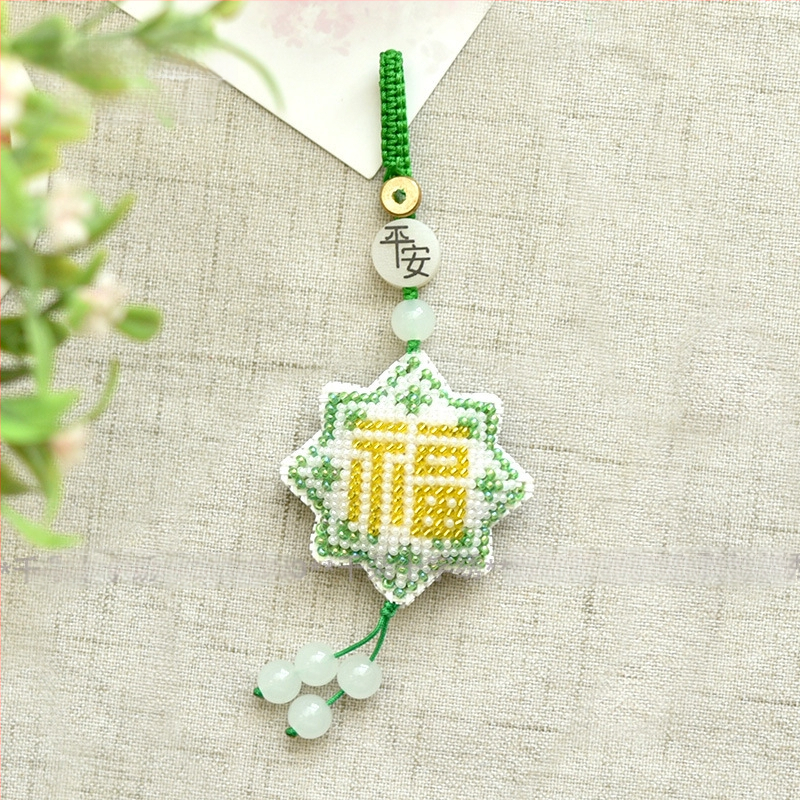 Телефонна каишка и ключодържател със Su бродерия, принтована кръстат бод, текстилна бродерия