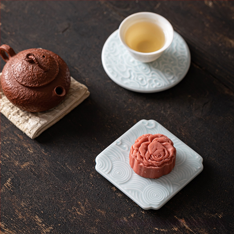 Порцеланова плодова чиния — Wuxitang, китайска простота, лек лукс ретро, код продукта: Full Moon Auspicious Clouds Saucer