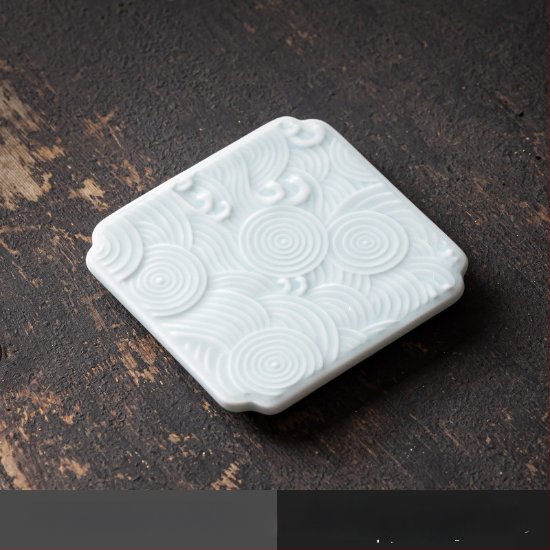 Порцеланова плодова чиния — Wuxitang, китайска простота, лек лукс ретро, код продукта: Full Moon Auspicious Clouds Saucer