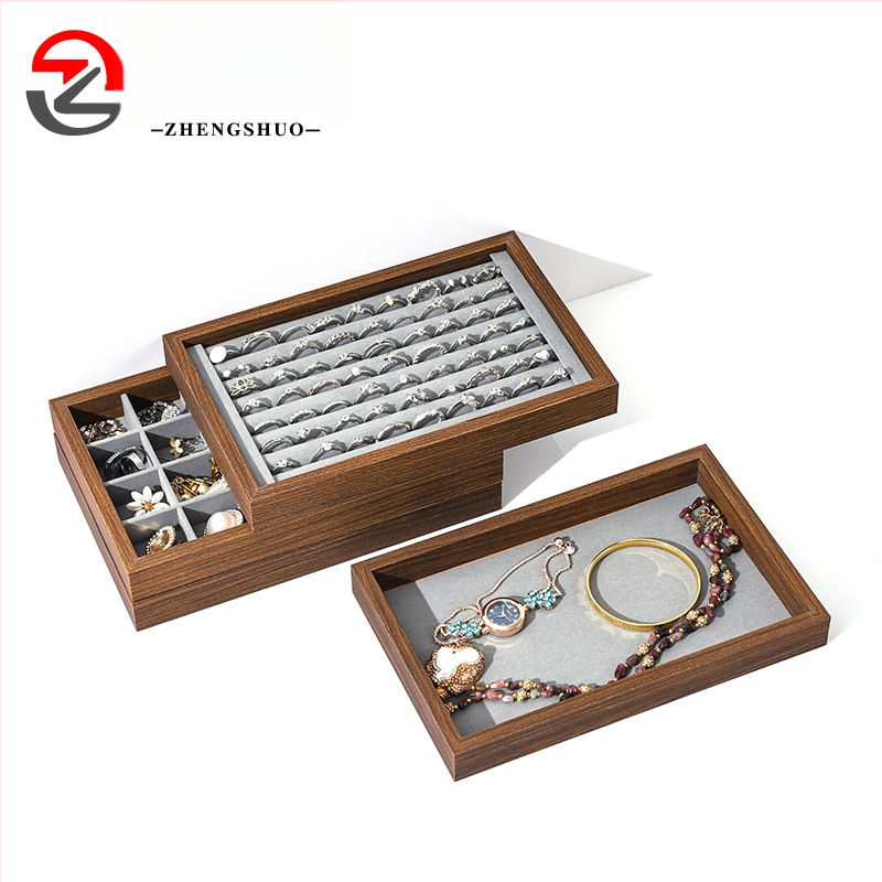 Rotu izstādes plāksne, PU materiāls, kvadrātiska forma, cieta plātnes korpuss, salikšanas tehnika, mākslinieciskais stils