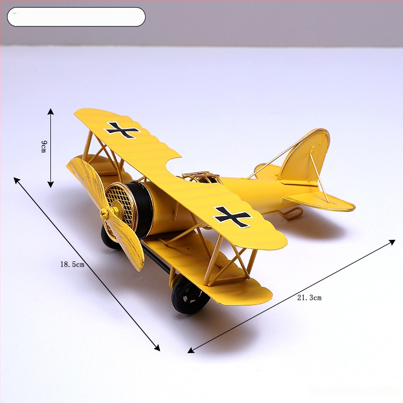 Fémből készült északi stílusú repülőgép modell dísz — modern minimalista dekoráció otthonra és az irodába