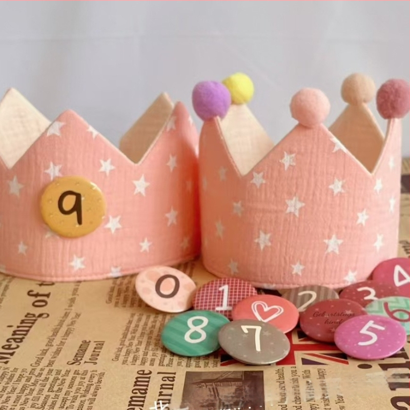 Bērnu dzimšanas dienas cepure‑vainags rekvizīts fotogrāfijām, audums, pielāgojama, individuāli iepakota, vecuma grupas 0–3, 3–6, 6–10, 10+