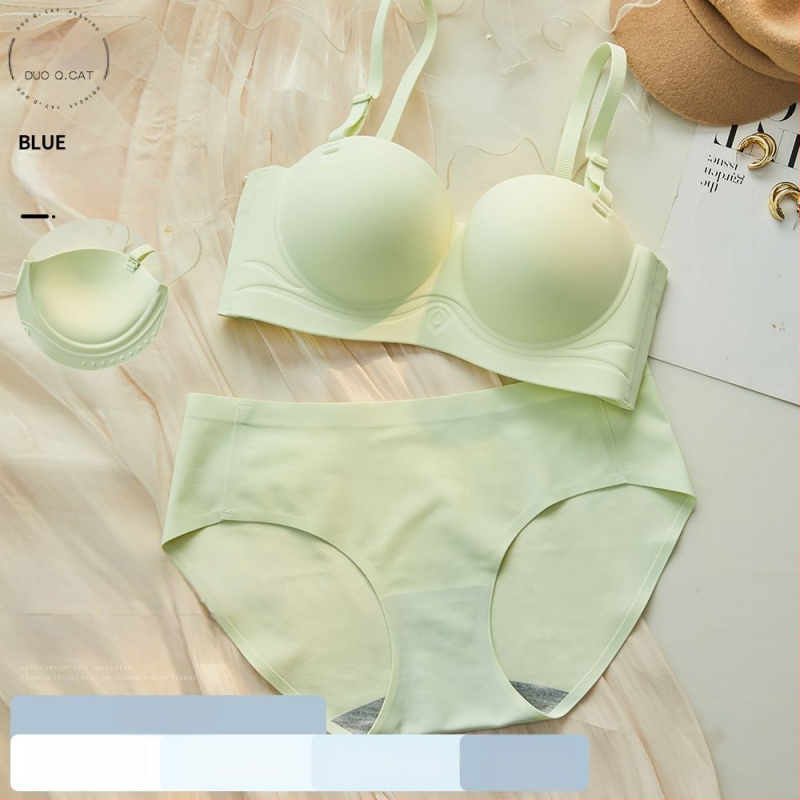 Bez siksniņām krūšturis mazām krūtīm, push-up, bez šuvēm, elpojošs neilons