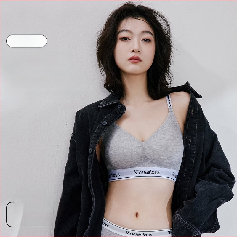 Modal krūštura komplekts, sporta stils, 3/4 kauss, veidota putas kauss, fiksētas dubultās siksnas, aizmugurē trīs rindu āķu aizdare, elpojošs, bez šuvēm