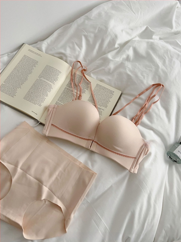 Push-up krūšturu komplekts ar dubultslāņa priekšējo aizdari, noņemamām siksniņām, bezšuvju muguras daļa, neilona audums