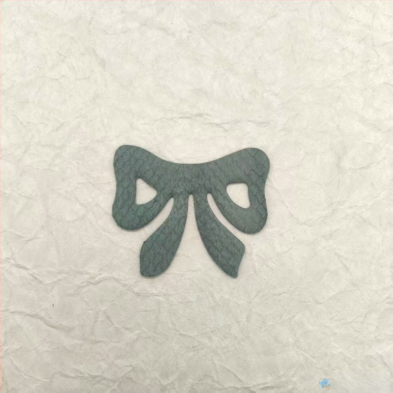 Dječja kopča za kosu s velikom mašnicom, leopard uzorak od konjske dlake i kože (Ručna izrada; Podrijetlo: Qingdao; Ljeto 2024; Materijal: Cortex)