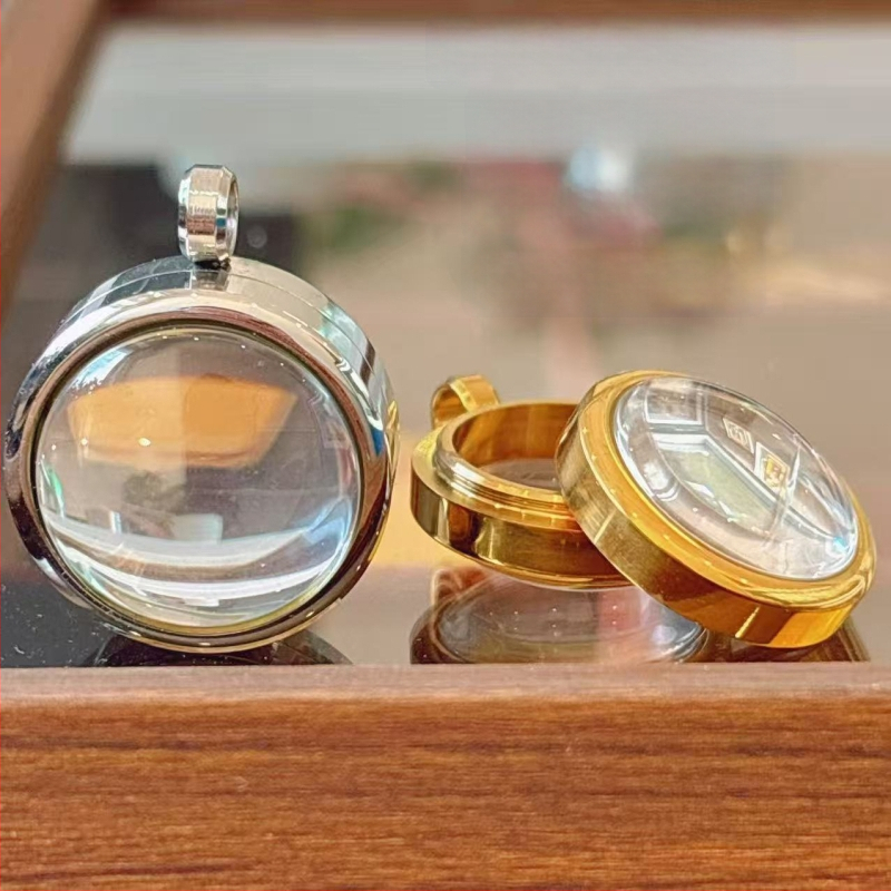 Nerūsējošā tērauda apaļš piekariņš kaklarotai ar izliektu virsmu, elektroplatēšana, daudzpusīgs stils