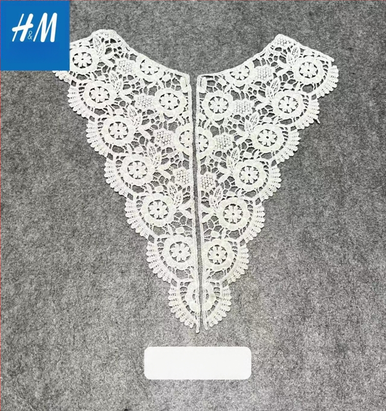 Palaidinė iš vandens tirpstantiems siuvinėjimams iš nėrinių medžiagos su tinkline apykakle, gėlių siuvinėjimas, Korėjos stilius