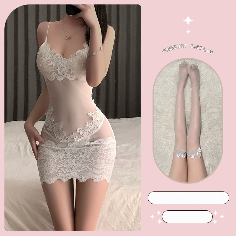 Νυχτικό με τιράντες από δαντέλα, διάτρητο ύφασμα από πολυεστέρα, λεπτή ύφανση, V-λαιμό, χωρίς μανίκια