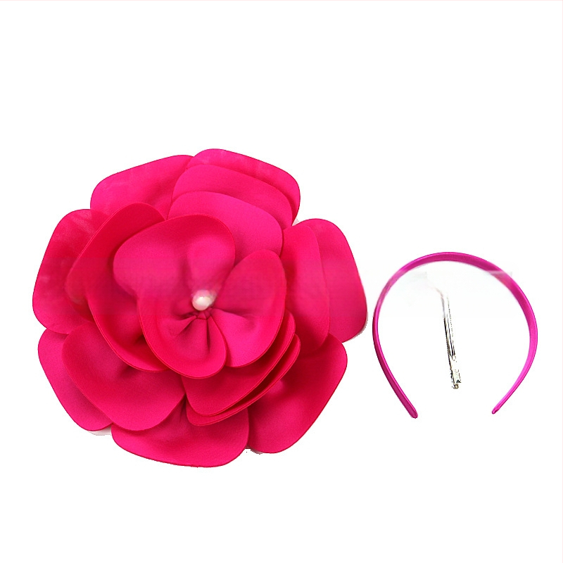 Liels ziedu galvas piederums, roku darīts, mūsdienīgs ziedu stils, materiāls: air cotton, forma: zieds, individuāli iepakots