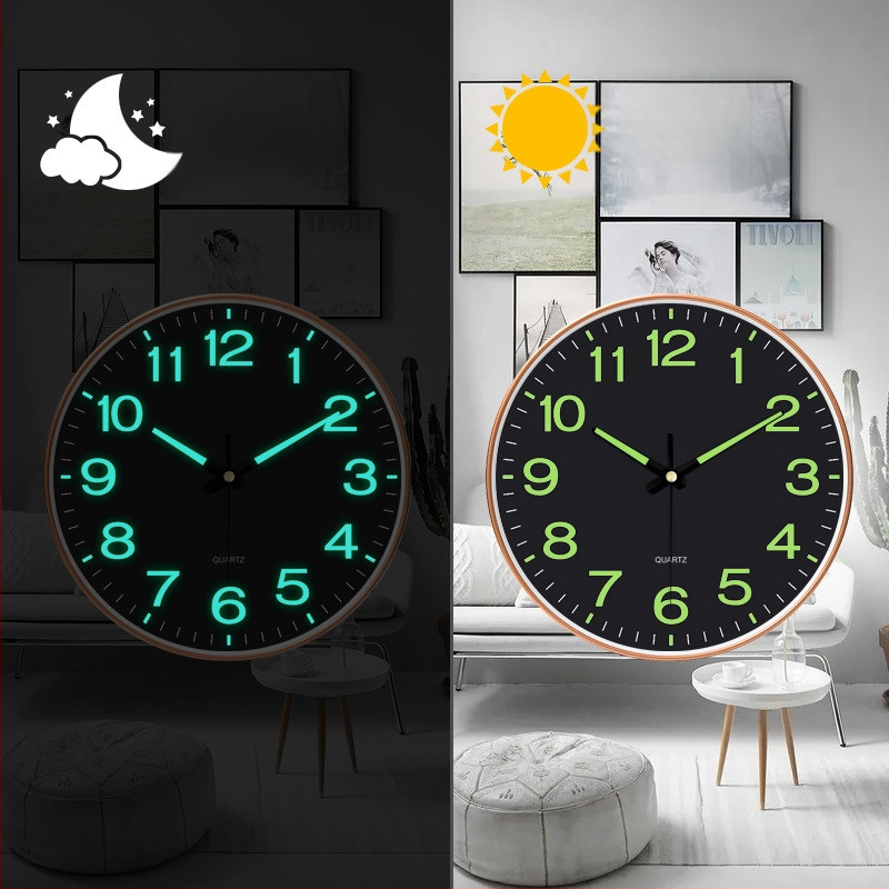 Laudkell analoogse näiduga, mehaaniline liikumine, töötab patareidega, karastatud klaasist dial, vaikne töö