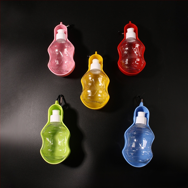 Naminių gyvūnėlių vandens puodelis su pakabintu automatu — plastikinis, prekinis ženklas Dog overlord, tinkamas šunims ir katėms