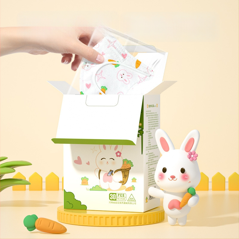 Bērnu medicīniskā ķirurģiskā maska, 3D dizains, materiāls: neausts audums + meltblown, vienreizējai lietošanai, iepakojums 30 gab., karikatūru stils