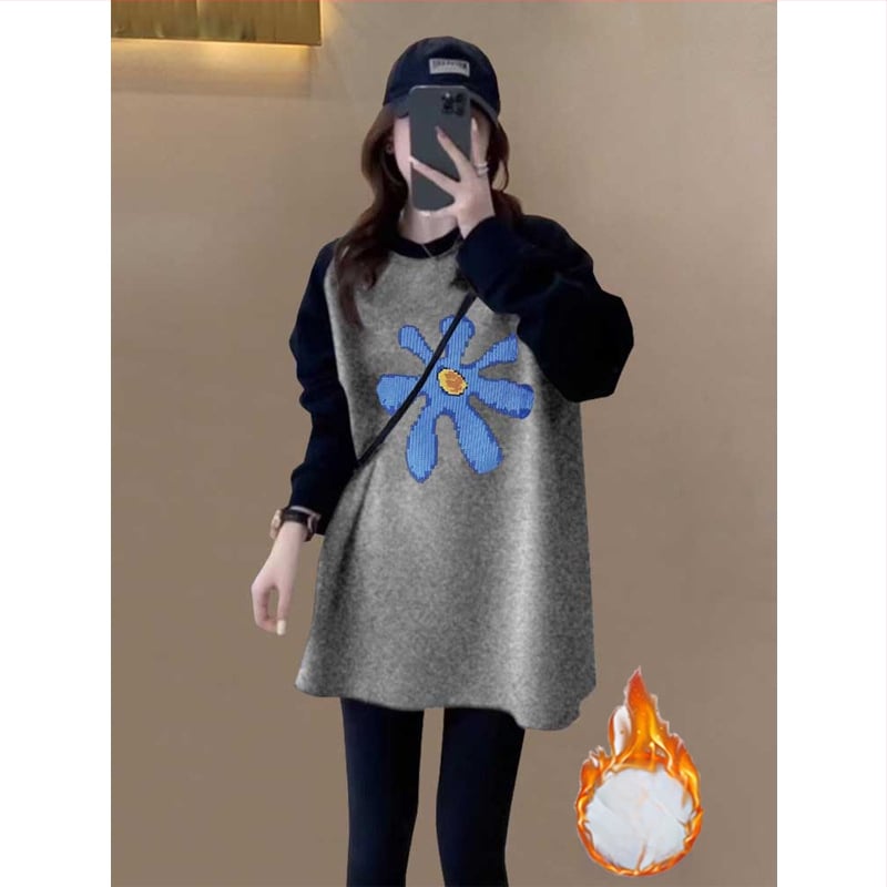 Γυναικείο τοπ βάσης με μέσο μήκος, δύο-τόνο βελούδινο βουρτσισμένο ύφασμα, μακριά μανίκια, στρογγυλή λαιμόκηψη, χαλαρή εφαρμογή, ύφασμα από γούνα κουνελιού, μοτίβο με γράμματα, άνοιξη