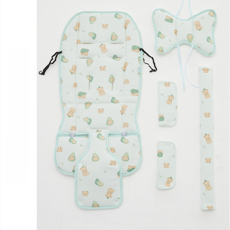 Ratiem sedes spilventiņš – visu sezonu, divpusējs, priekšējā aizsardzība; Materiāli: tīra kokvilna + zīda diegi + ice silk; vecums 0–1 g; pielāgojama