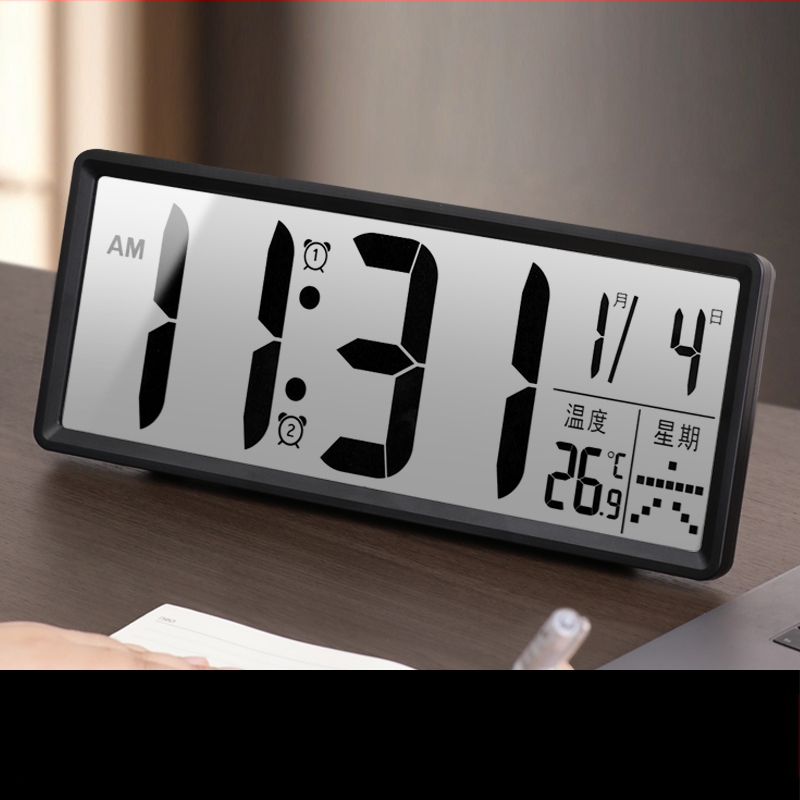 Galda pulkstenis ar LED displeju, klusa darbība, Snooze funkcija un nakts apgaismojums; barošanas no baterijām