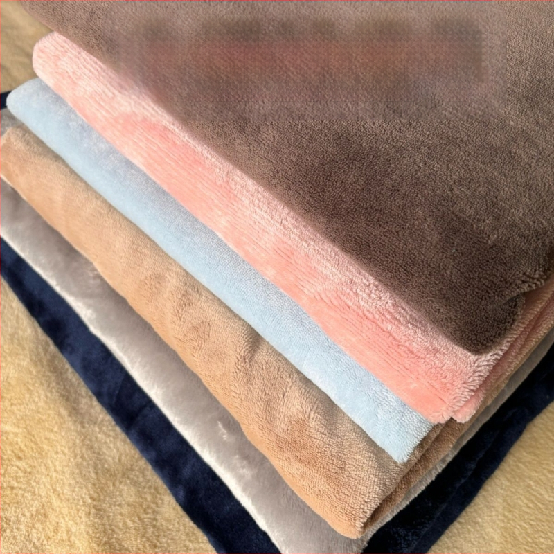 Flaneļa guļamistabas palags ar pildījumu, svītrainais raksts, aušana, reaktīvā krāsošana, visām sezonām