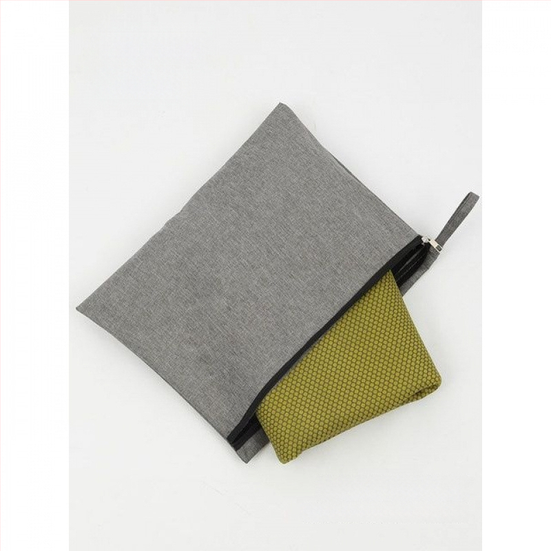 Jogas paklājs – dabīgā gumija, 6 mm, saliekams, vienkrāsains raksts