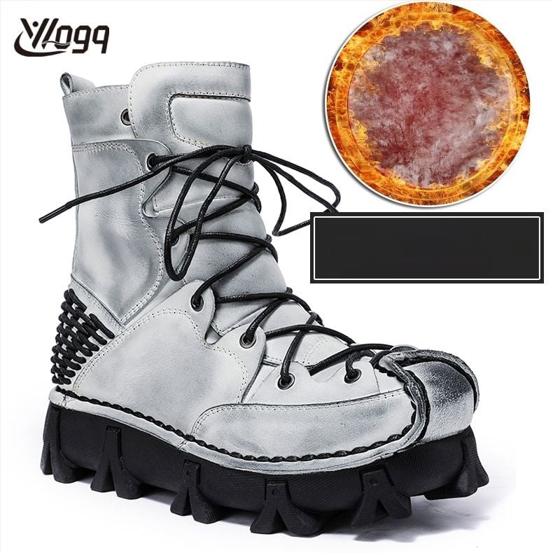 Muške Martin čizme, visok vrat, gornji dio od prvog sloja kravlje kože, gumeni đon, 3–5 cm peta, unutrašnjost od pamuka