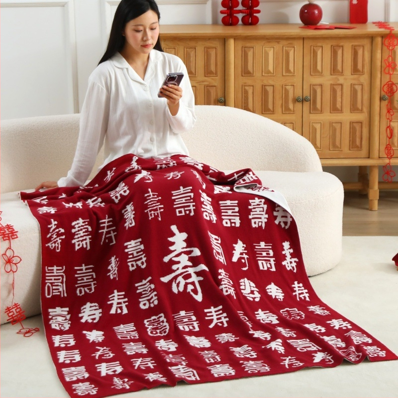 Dekoratyvinė pledė kaip dovana ilgaamžiškumui – iš bambukų pluošto ir modal core-spun siūlų, 1050 g, geometrinis raštas, šiuolaikinis stilius