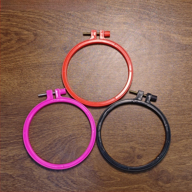 Körkörös keret keresztszemes hímzéshez bambusz imitációs dizájnnal, márka Scenery, anyag: műanyag lemez, hímzés típusa: keresztszemes, stílus Ming és Qing klasszikusok