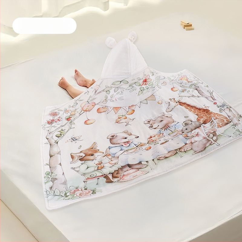 Koralinio fliso kūdikių vonios rankšluostis su gobtuvu, sugeria ir greitai džiūsta, 500–800 g, visiems sezonams, animacinio stiliaus