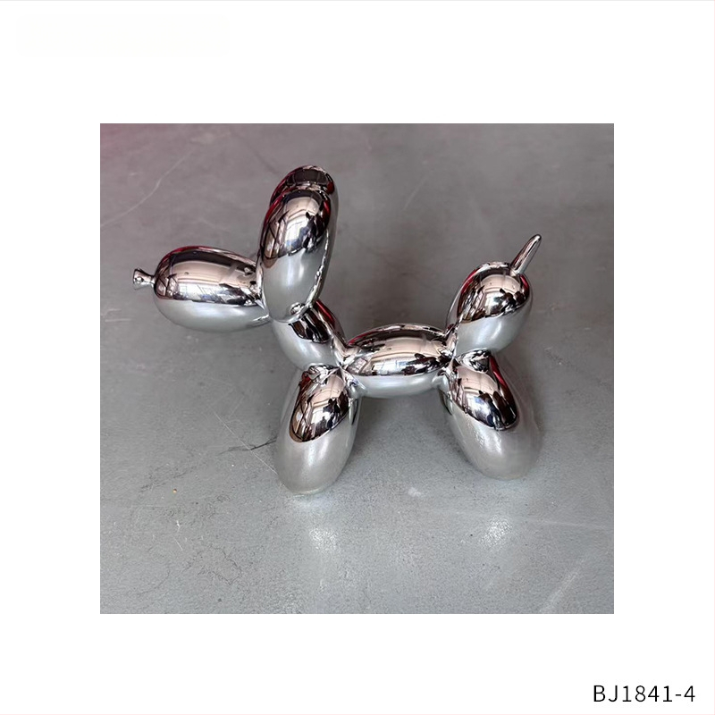 Baliono šuns skulptūra – šiuolaikinio meno stilius, plastmasos medžiaga, pusiau rankinis ir pusiau mechaninis gaminimas