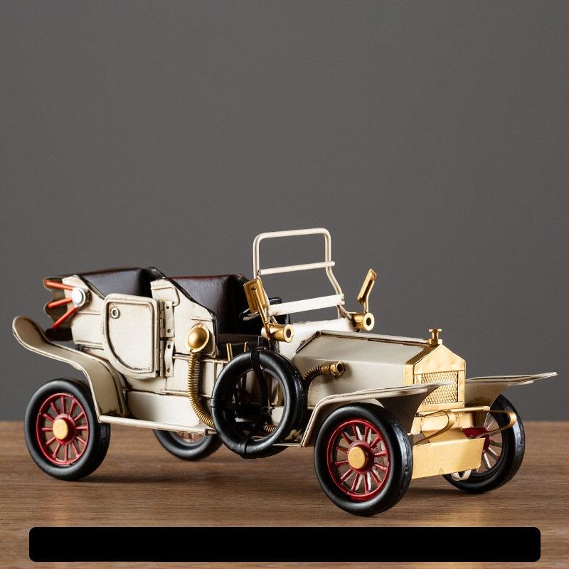 Geležinis vintage automobilio modelis – retro nostalgiška dekoracija namams, gimtadienio dovana klasės draugui