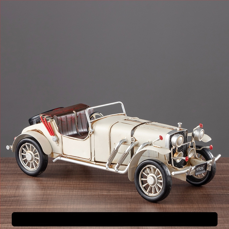 Geležinis vintage automobilio modelis – retro nostalgiška dekoracija namams, gimtadienio dovana klasės draugui