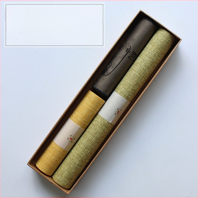 Japoniško stiliaus Zen įkvėptas vandeniui atsparus medvilnės-linų audinio arbatos ceremonijos aksesuarų rinkinys; įsk. arbatos kilimėlis, arbatos servetėlė, stalo kilimėlis ir stalo takelis