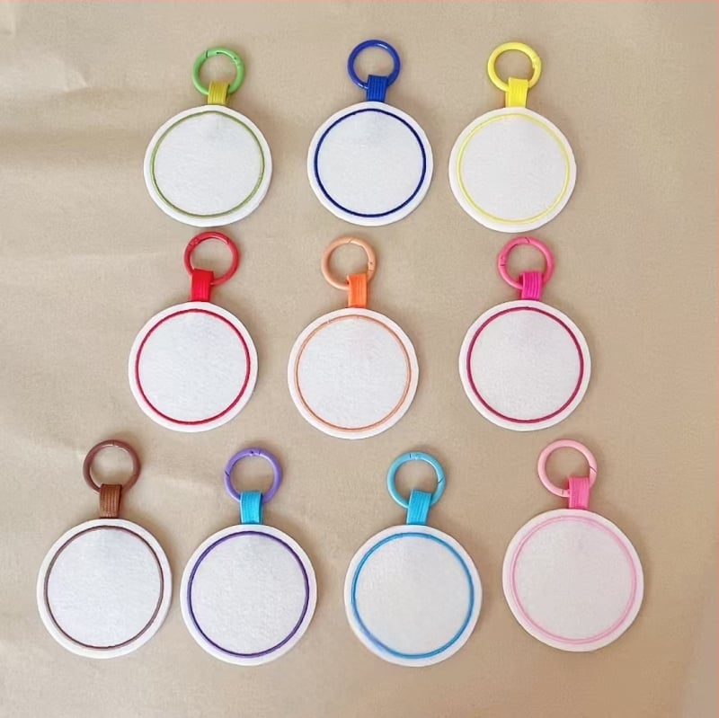 Filca apaļš atslēgu piekariņš bērniem, pavasaris 2024