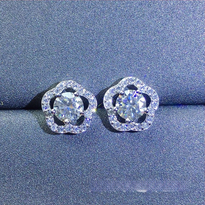 Moissanite auskarai, stud tipo, S925 sidabras, apvalus pjūvis, Eight Hearts and Eight Arrows pjūvis, unisex